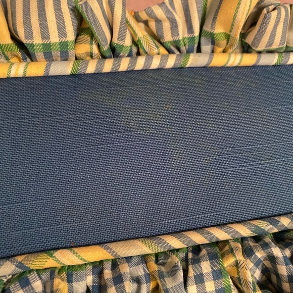 Plaid Ruffled Valance - Picture 7 of 8